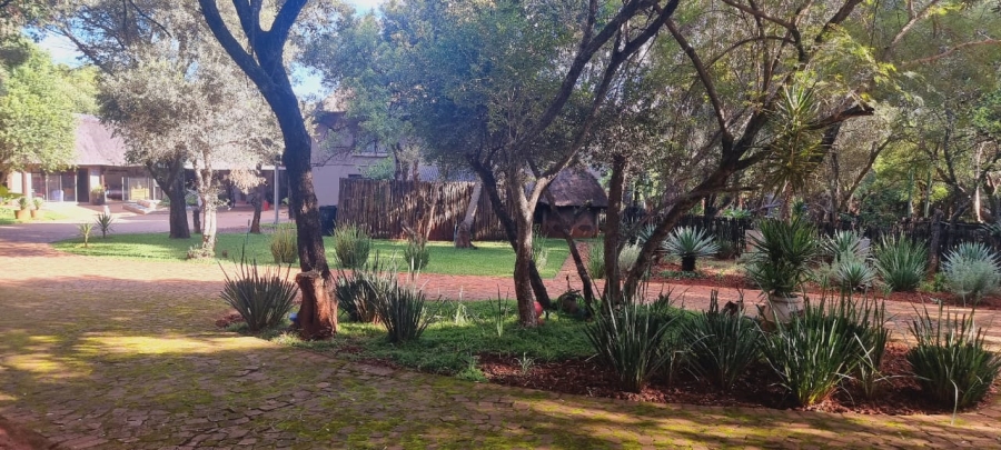 8 Bedroom Property for Sale in Kshane North West